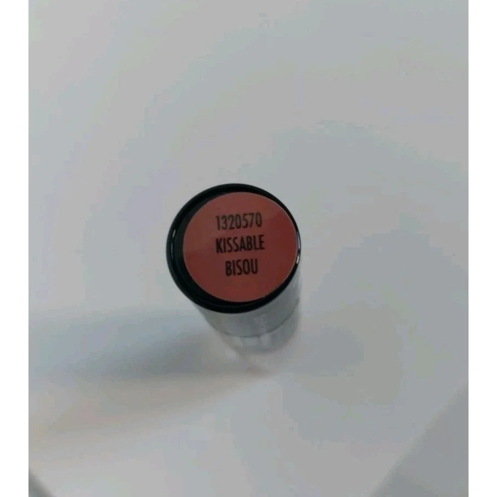 Black Radiance Lip Balm, 1320570 Kissable, 0.12 oz‎ (3.4 g) *NEW*